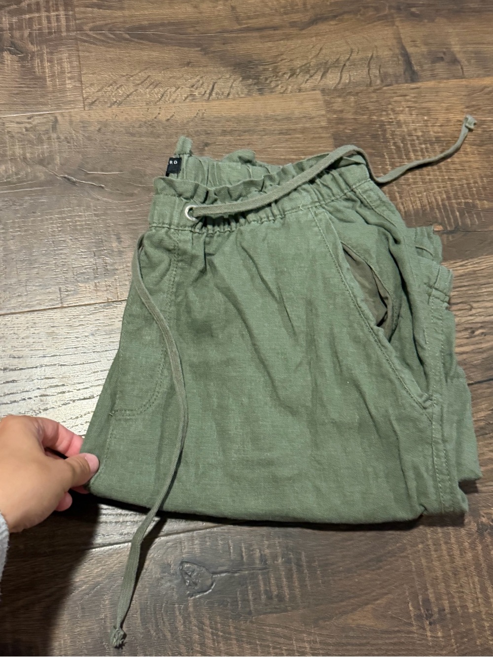 Women Straight-Leg Drawstring Pants in Olive Green
